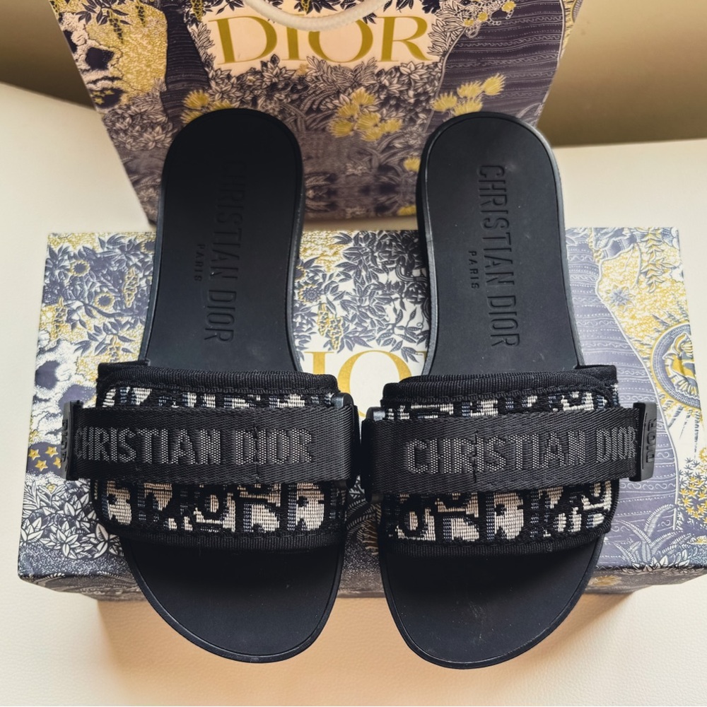 Dior Revolution Slides